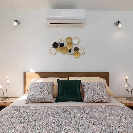 Olive Trees Vila Bol